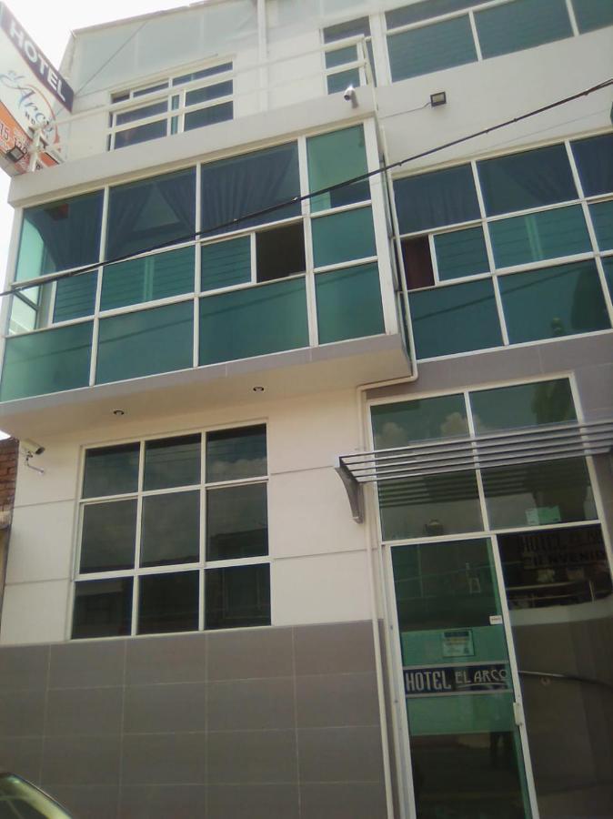 Hotel El Arco Zitacuaro Bagian luar foto